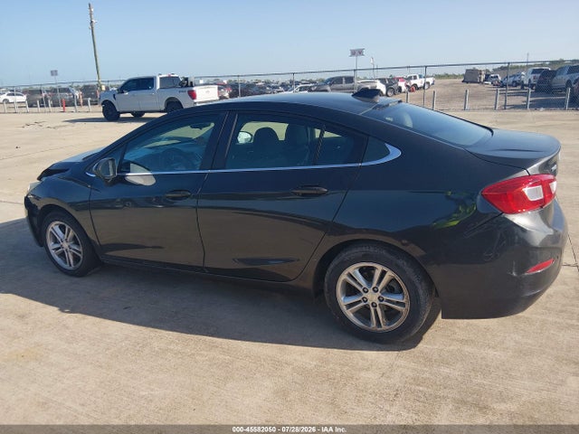 1G1BE5SM4H7230711 Chevrolet Cruze Lt Auto