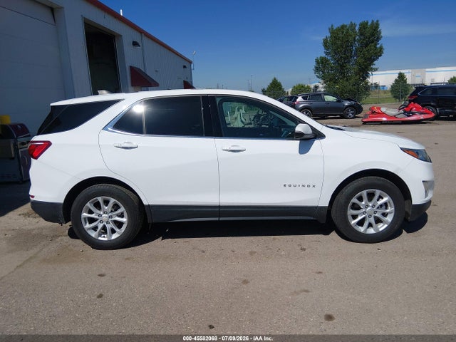 2GNAXUEV5K6105579 Chevrolet EQUINOX LT