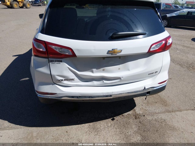2GNAXUEV5K6105579 Chevrolet EQUINOX LT