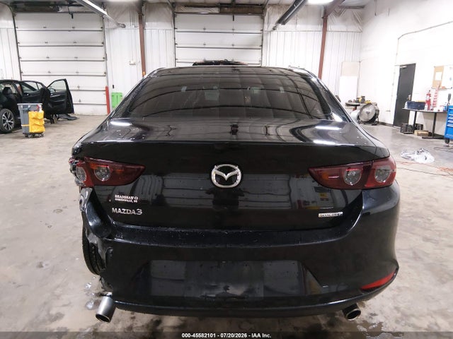 Aukcja sprzedaży 2021 Mazda Mazda3 Preferred, vin: JM1BPACL6M1327275, numer aukcji: 45582101