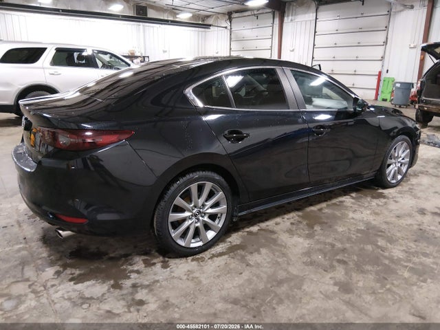 Aukcja sprzedaży 2021 Mazda Mazda3 Preferred, vin: JM1BPACL6M1327275, numer aukcji: 45582101