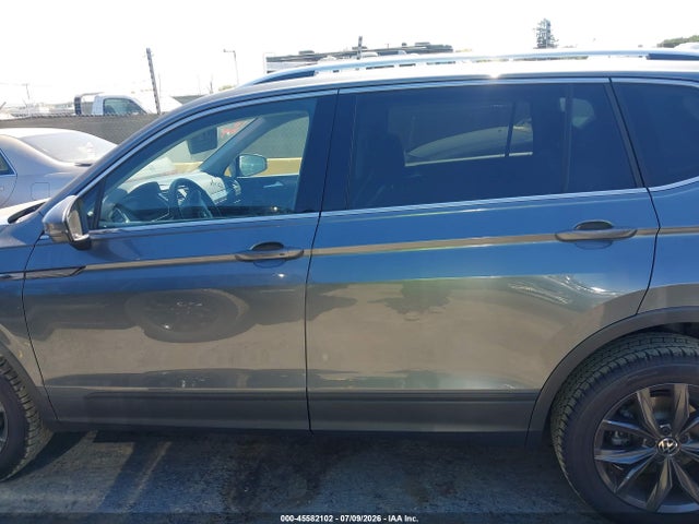 Продажа на аукционе авто 2023 Volkswagen Tiguan 2.0t Se, vin: 3VVMB7AX9PM012379, номер лота: 45582102