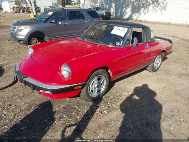 1986 Alfa Romeo Veloce 2000 Spider მანქანა იყიდება აუქციონზე, vin: ZARBA5410G1038294, აუქციონის ნომერი: 45582205