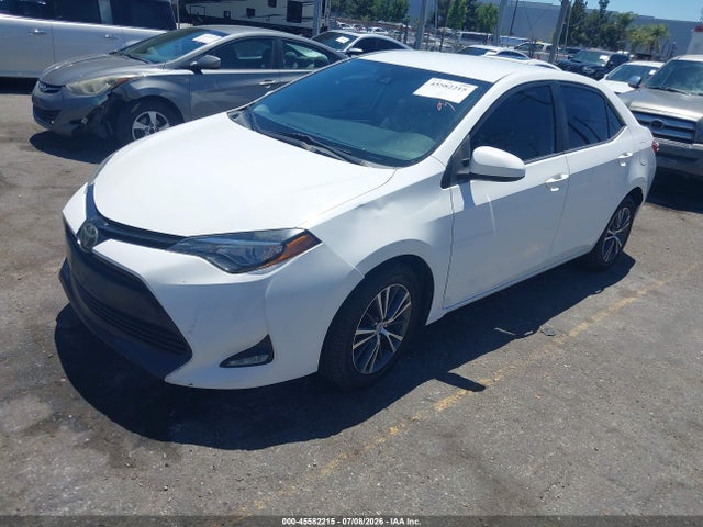 Toyota COROLLA LE 2017 5YFBURHE0HP633438 Image 2