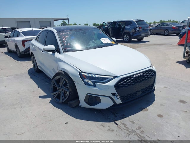45582283 :رقم المزاد ، WAUAUDGY2RA043657 vin ، 2024 Audi A3 Premium 40 Tfsi Front-wheel Drive S Tronic مزاد بيع