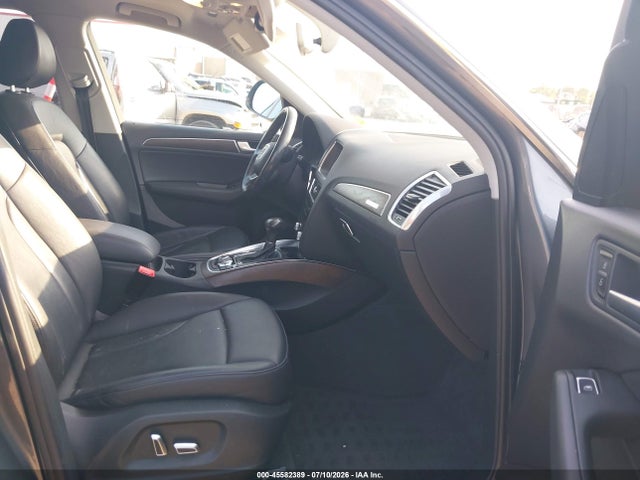 Продажа на аукционе авто 2017 Audi Q5 2.0t Premium, vin: WA1C2AFP9HA097362, номер лота: 45582389