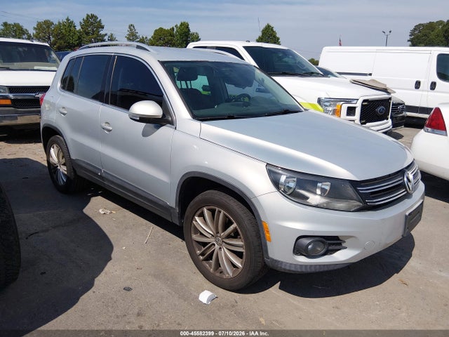 45582399 :رقم المزاد ، WVGBV3AX2DW559717 vin ، 2013 Volkswagen Tiguan Se مزاد بيع