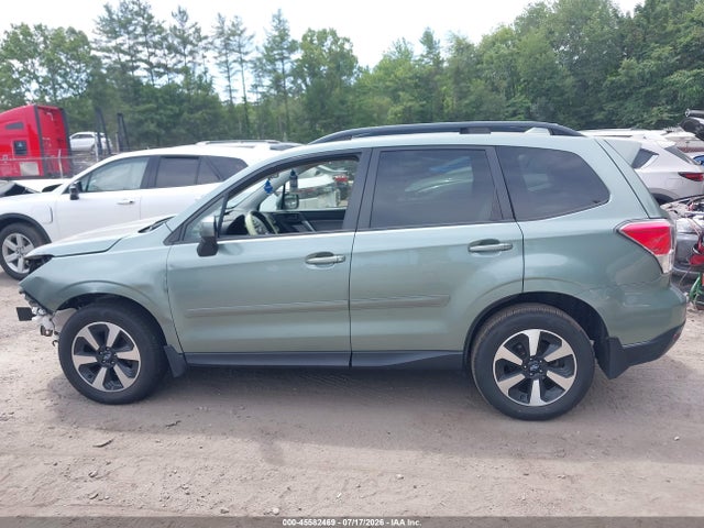 Продаж на аукціоні авто 2018 Subaru Forester 2.5i Premium, vin: JF2SJAEC7JH557037, номер лоту: 45582469