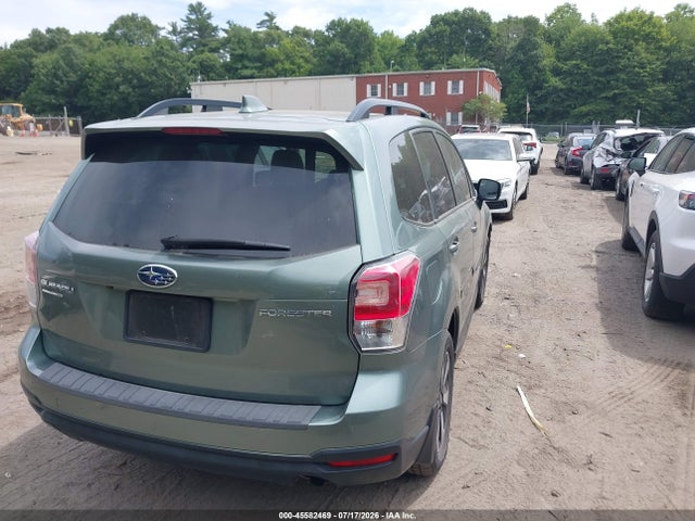 Продаж на аукціоні авто 2018 Subaru Forester 2.5i Premium, vin: JF2SJAEC7JH557037, номер лоту: 45582469