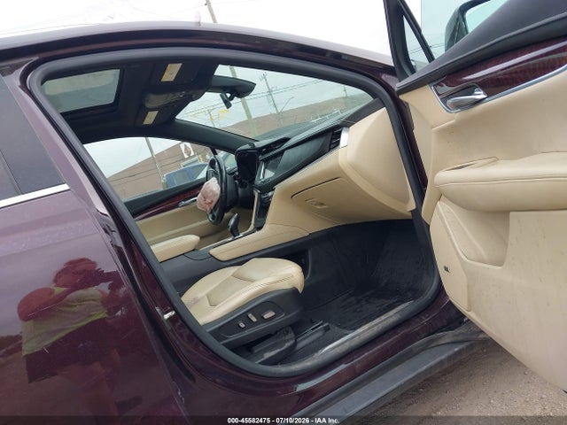 45582475 :رقم المزاد ، 1GYKNDRS3JZ185304 vin ، 2018 Cadillac Xt5 Luxury مزاد بيع