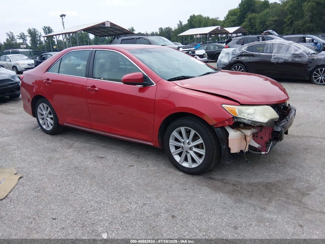 2014 Toyota Camry Xle მანქანა იყიდება აუქციონზე, vin: 4T4BF1FK3ER420049, აუქციონის ნომერი: 45582524