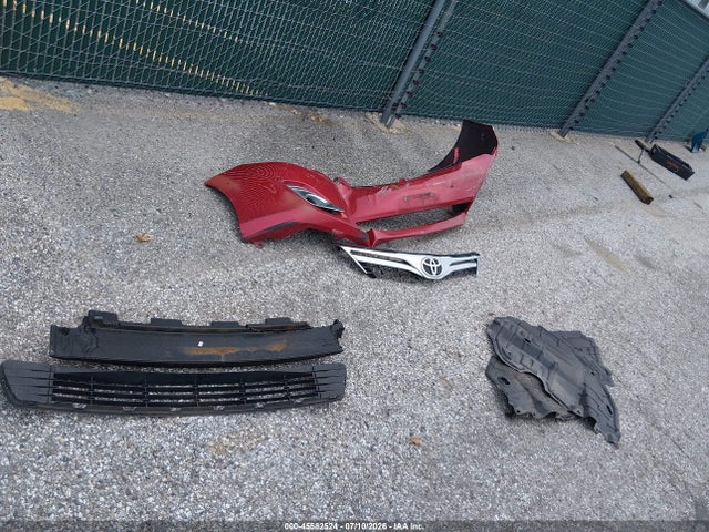 45582524 :رقم المزاد ، 4T4BF1FK3ER420049 vin ، 2014 Toyota Camry Xle مزاد بيع