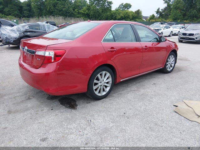45582524 :رقم المزاد ، 4T4BF1FK3ER420049 vin ، 2014 Toyota Camry Xle مزاد بيع