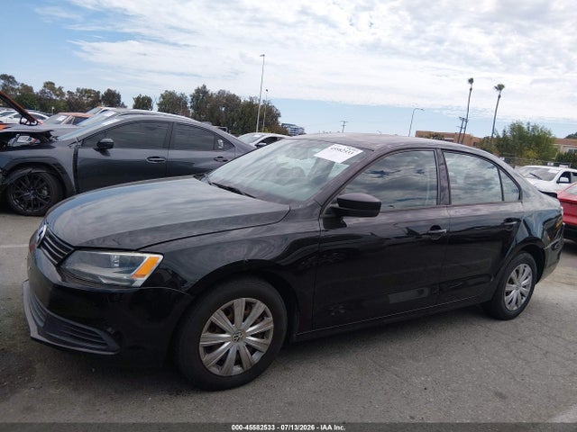 45582533 :رقم المزاد ، 3VW2K7AJ5DM274958 vin ، 2013 Volkswagen Jetta 2.0l S مزاد بيع