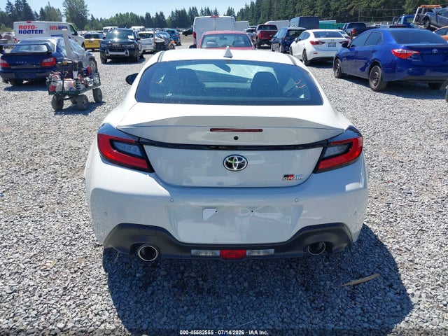2024 Toyota Gr86 Premium მანქანა იყიდება აუქციონზე, vin: JF1ZNBE13R8757548, აუქციონის ნომერი: 45582555