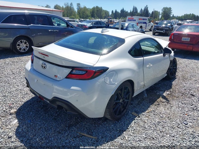 2024 Toyota Gr86 Premium მანქანა იყიდება აუქციონზე, vin: JF1ZNBE13R8757548, აუქციონის ნომერი: 45582555