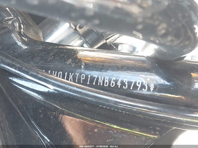 Harley-Davidson FLTRXS 2022 1HD1KTP17NB643793 Image 10