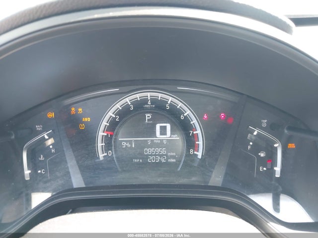 2HKRW6H37JH228055 Honda CR-V LX