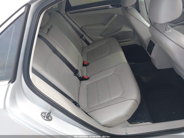 2016 Volkswagen Passat 1.8t Se მანქანა იყიდება აუქციონზე, vin: 1VWBS7A30GC042937, აუქციონის ნომერი: 45582584