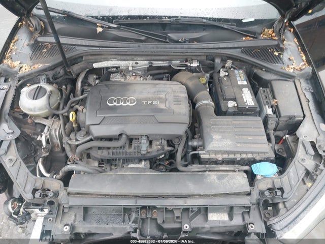 45582592 :رقم المزاد ، WAUBFGFF8F1124545 vin ، 2015 Audi A3 2.0t Premium مزاد بيع