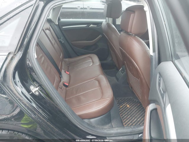 45582592 :رقم المزاد ، WAUBFGFF8F1124545 vin ، 2015 Audi A3 2.0t Premium مزاد بيع