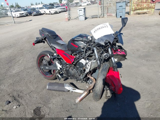 45582612 :رقم المزاد ، ML5EXGG15SDA59871 vin ، 2025 Kawasaki Ex500 مزاد بيع