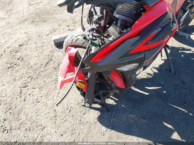 45582612 :رقم المزاد ، ML5EXGG15SDA59871 vin ، 2025 Kawasaki Ex500 مزاد بيع