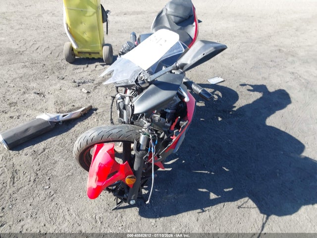 45582612 :رقم المزاد ، ML5EXGG15SDA59871 vin ، 2025 Kawasaki Ex500 مزاد بيع