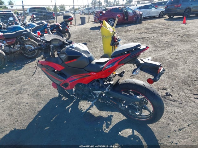 45582612 :رقم المزاد ، ML5EXGG15SDA59871 vin ، 2025 Kawasaki Ex500 مزاد بيع