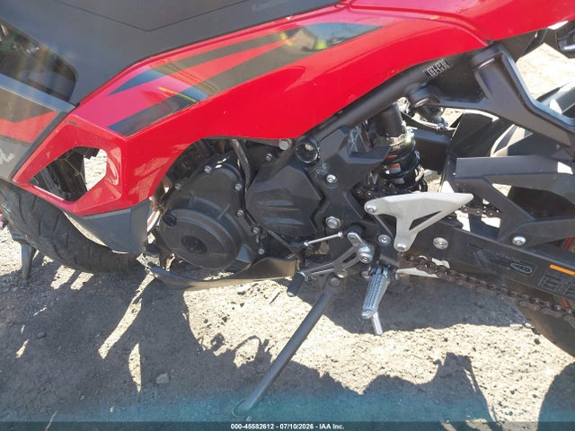 45582612 :رقم المزاد ، ML5EXGG15SDA59871 vin ، 2025 Kawasaki Ex500 مزاد بيع