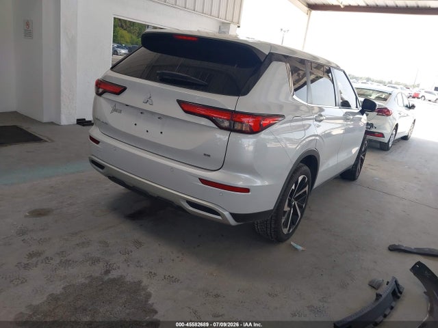 2022 Mitsubishi Outlander Black Edition 2wd/se 2.5 2wd/se Launch Edition 2wd მანქანა იყიდება აუქციონზე, vin: JA4J3UA84NZ084201, აუქციონის ნომერი: 45582689