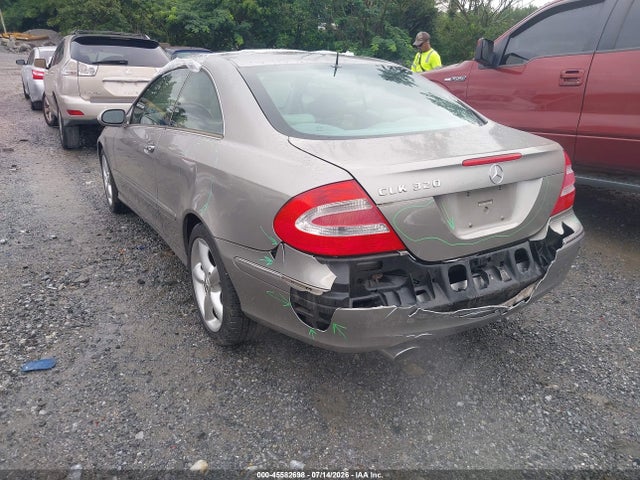 45582698 :رقم المزاد ، WDBTJ65J44F093914 vin ، 2004 Mercedes-benz Clk 320 مزاد بيع