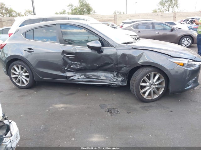 2017 Mazda Mazda3 Grand Touring მანქანა იყიდება აუქციონზე, vin: JM1BN1M37H1122123, აუქციონის ნომერი: 45582714