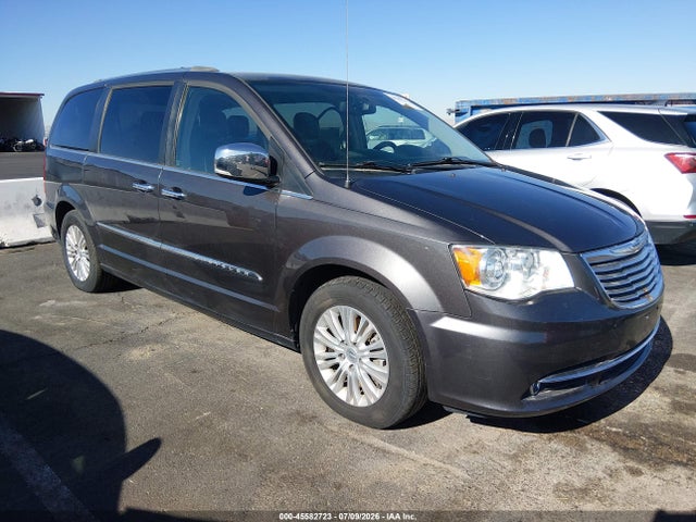 Продаж на аукціоні авто 2015 Chrysler Town & Country Limited, vin: 2C4RC1GG1FR590974, номер лоту: 45582723