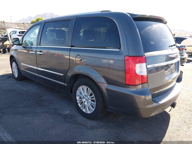 2C4RC1GG1FR590974 Chrysler Town &amp; Country Limited