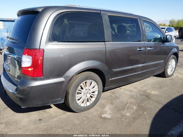 2C4RC1GG1FR590974 Chrysler Town &amp; Country Limited