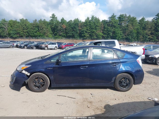 Toyota Prius Four 2015 JTDKN3DU4F1982000 Image 15