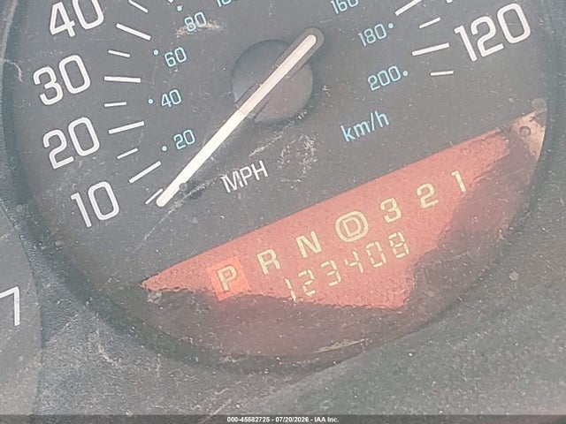 2001 Buick Regal Ls მანქანა იყიდება აუქციონზე, vin: 2G4WB55K711306285, აუქციონის ნომერი: 45582725