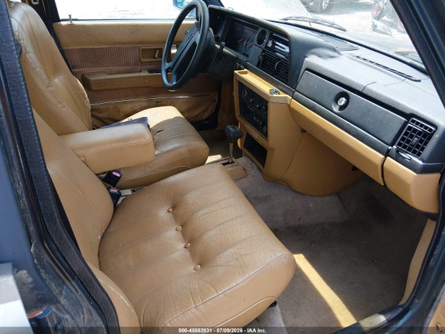 45582831 :رقم المزاد ، YV1AX8845K1372074 vin ، 1989 Volvo 244 Dl/gl مزاد بيع