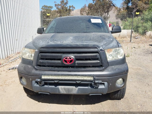 2011 Toyota Tundra Grade 5.7l V8 მანქანა იყიდება აუქციონზე, vin: 5TFEY5F1XBX100435, აუქციონის ნომერი: 45582841