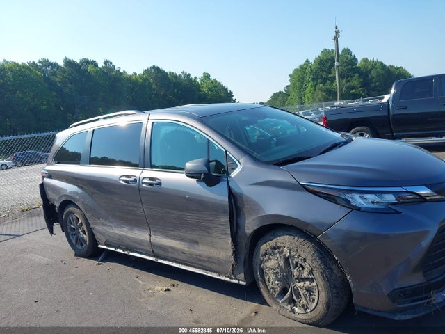 45582845 :رقم المزاد ، 5TDKRKEC4PS146356 vin ، 2023 Toyota Sienna Le مزاد بيع