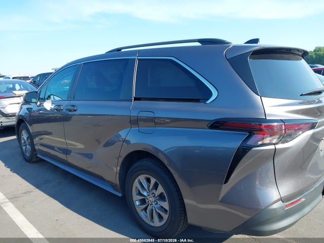45582845 :رقم المزاد ، 5TDKRKEC4PS146356 vin ، 2023 Toyota Sienna Le مزاد بيع