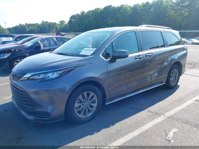 45582845 :رقم المزاد ، 5TDKRKEC4PS146356 vin ، 2023 Toyota Sienna Le مزاد بيع