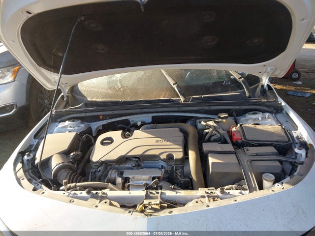 1G1ZD5ST9LF094843 Chevrolet Malibu Fwd Lt