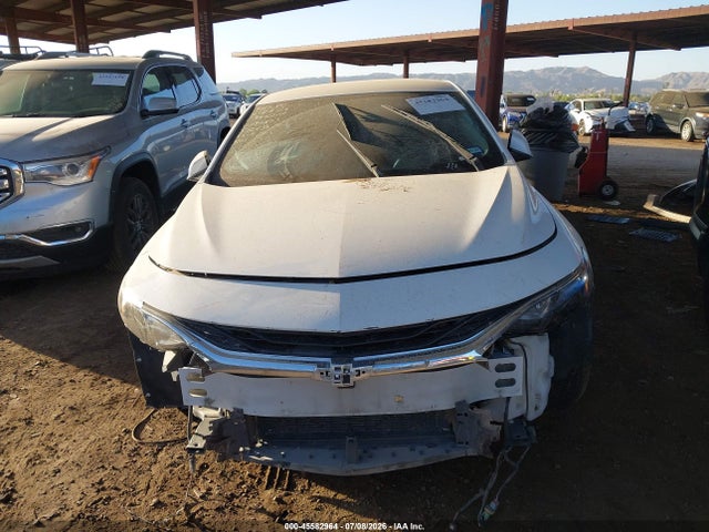 1G1ZD5ST9LF094843 Chevrolet Malibu Fwd Lt