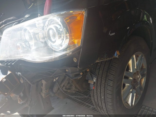 2010 Chrysler Town & Country New Limited მანქანა იყიდება აუქციონზე, vin: 2A4RR7DX0AR435518, აუქციონის ნომერი: 45583003
