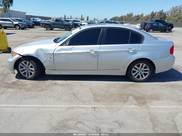 Продажа на аукционе авто 2007 Bmw 328i, vin: WBAVC53567FZ79867, номер лота: 45583037