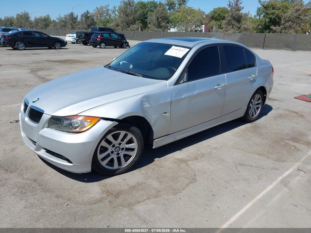 Продажа на аукционе авто 2007 Bmw 328i, vin: WBAVC53567FZ79867, номер лота: 45583037