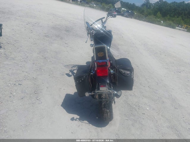 45583103 :رقم المزاد ، JS1VS52A142101085 vin ، 2004 Suzuki Vs800 Glp مزاد بيع