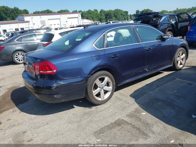 Aukcja sprzedaży 2015 Volkswagen Passat 1.8t Limited Edition, vin: 1VWAT7A39FC113642, numer aukcji: 45583148